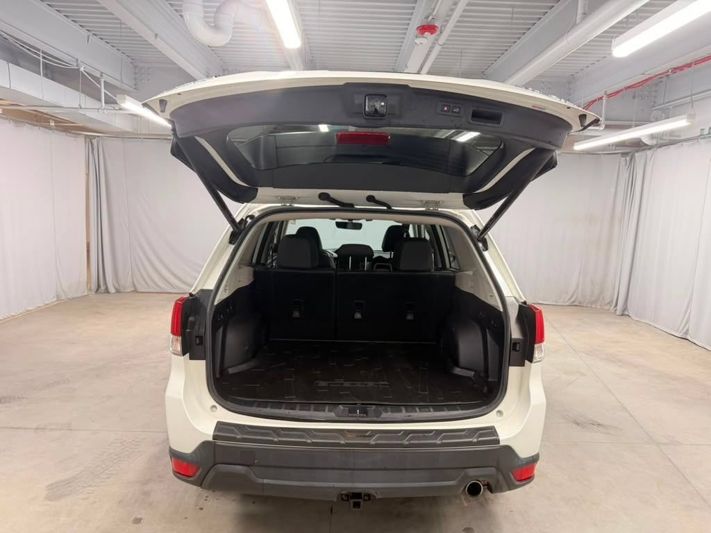 Used 2019 Subaru Forester Limited AWD/4WD image 13
