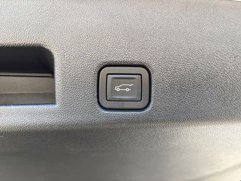 Used 2026 GMC Acadia AT4 AWD/4WD image 23