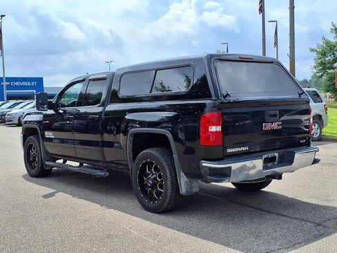 Used 2017 GMC Sierra 1500 SLE w/ Suspension Package, Off-Road AWD/4WD image 6