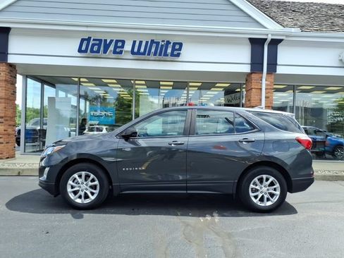Used 2021 Chevrolet Equinox LS FWD image 19