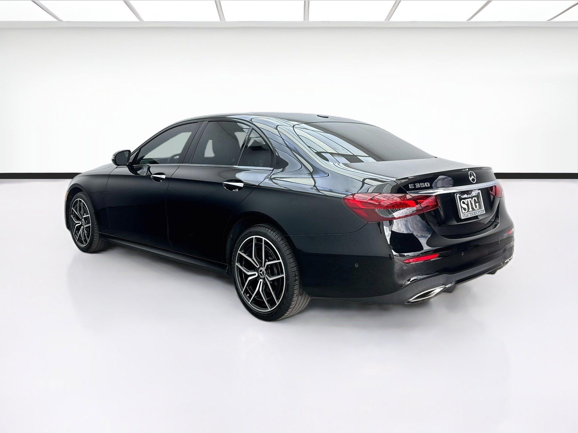 Used 2021 Mercedes-Benz E 350 Sedan image 6