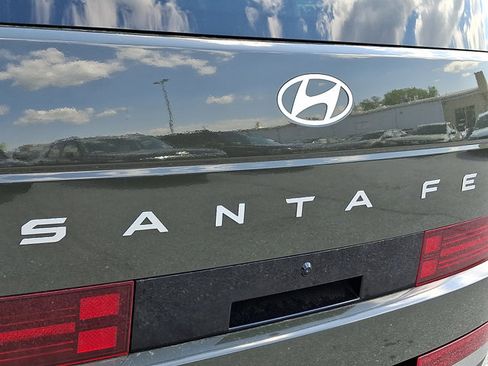 Used 2025 Hyundai Santa Fe Limited AWD/4WD image 30