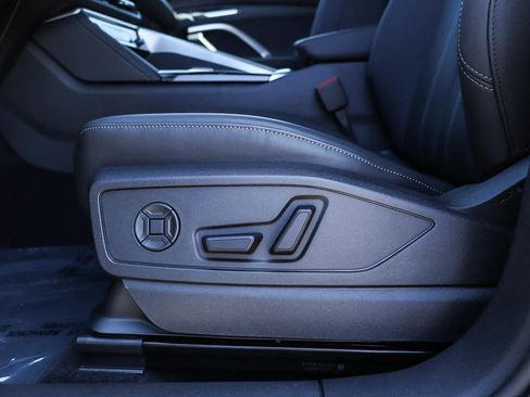 New 2026 Audi Q5 Premium AWD/4WD image 25