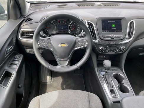 Used 2024 Chevrolet Equinox LT AWD/4WD image 5