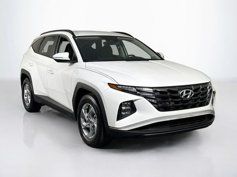 Used 2023 Hyundai Tucson SEL FWD image 7