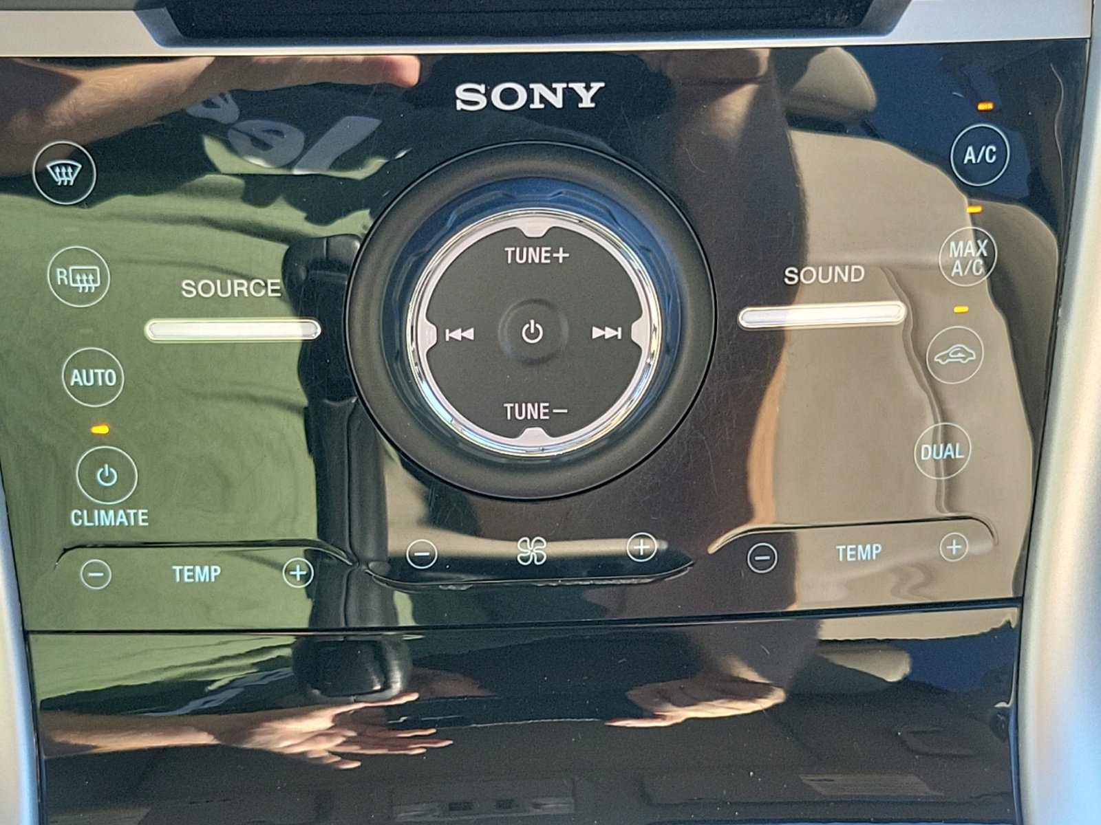 Used 2013 Ford Edge Limited FWD image 24