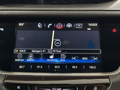 Used 2017 Cadillac XT5 Luxury w/ Driver Awareness Package AWD/4WD image 7