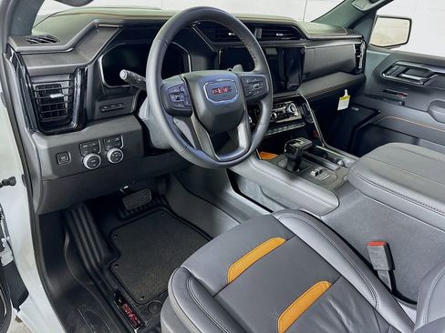 New 2026 GMC Sierra 1500 AT4 w/ AT4 Premium Package AWD/4WD image 5