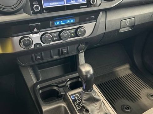 Certified 2023 Toyota Tacoma SR AWD/4WD image 13