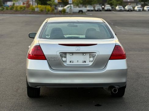Used 2006 Honda Accord SE image 8