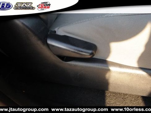 Used 2019 Toyota Tacoma SR5 AWD/4WD image 10