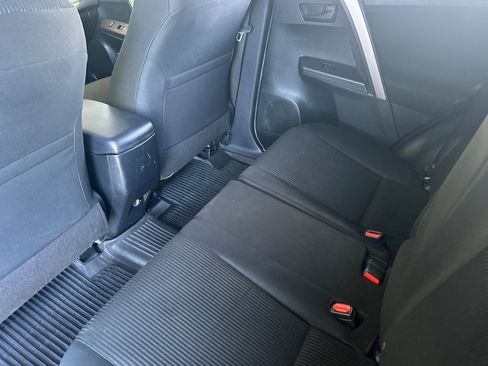 Used 2018 Toyota RAV4 LE w/ All Weather Liner Package FWD image 11