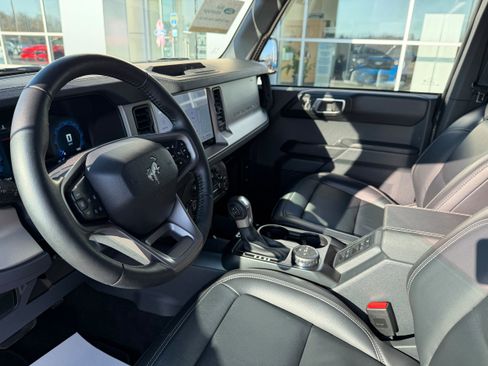 Certified 2025 Ford Bronco Outer Banks image 18