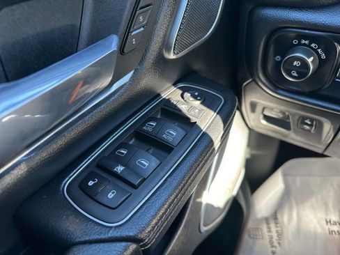 Used 2023 RAM 1500 Laramie image 25