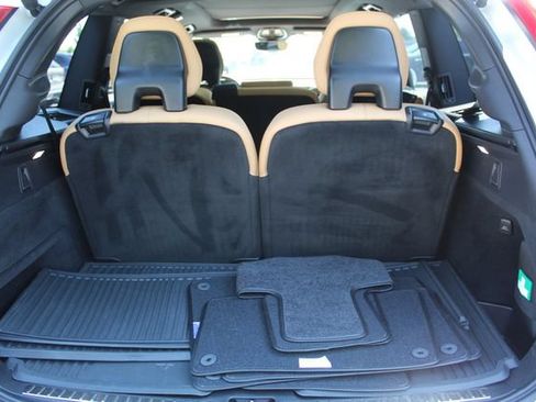 Certified 2023 Volvo XC90 B6 Ultimate w/ Protection Package Premier AWD/4WD image 5
