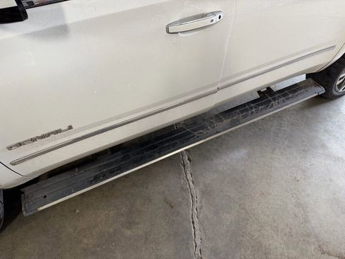 Used 2018 GMC Yukon XL Denali w/ Denali Ultimate Package image 10