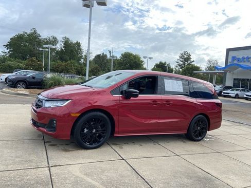 Used 2025 Honda Odyssey Sport-L image 6