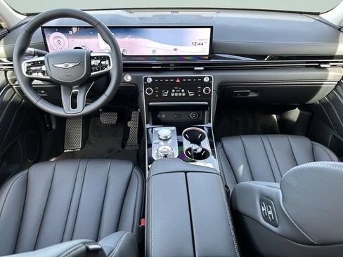 Used 2026 Genesis GV80 2.5T RWD image 9