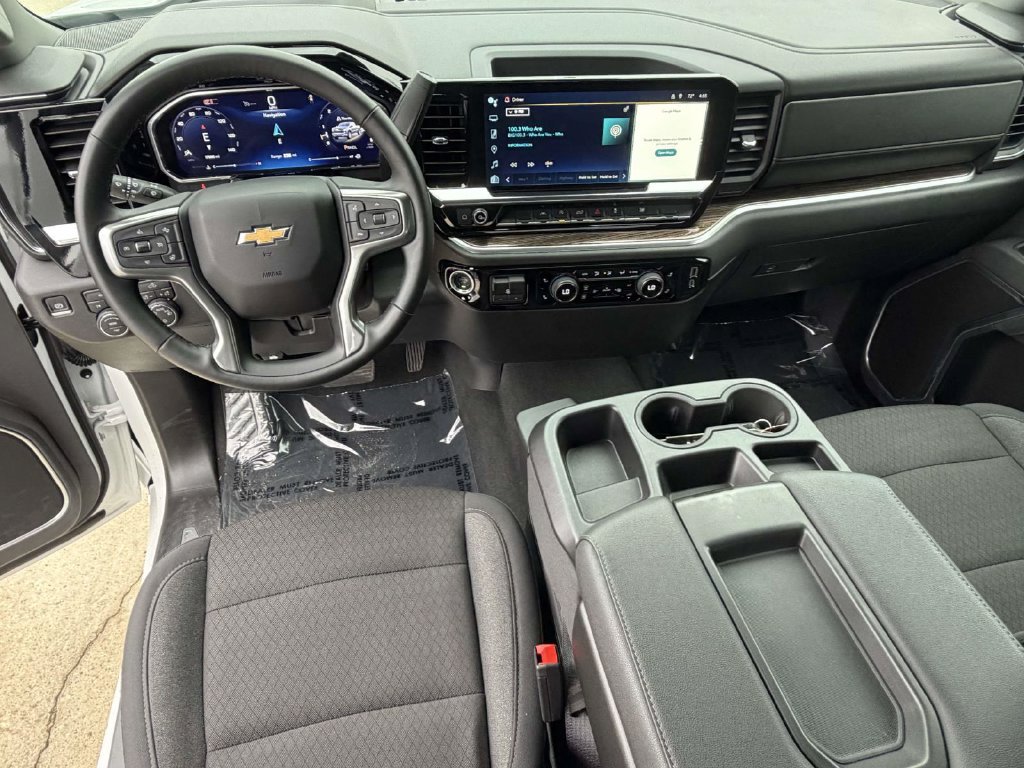 Used 2026 Chevrolet Silverado 1500 LT AWD/4WD image 16