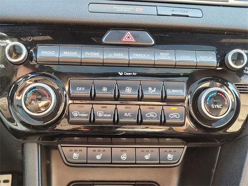 Used 2017 Kia Sportage SX image 21