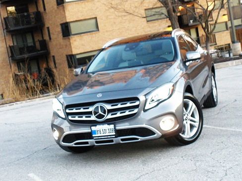 Used 2019 Mercedes-Benz GLA 250 4MATIC image 5