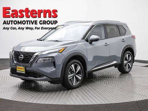 Used 2023 Nissan Rogue SL AWD/4WD image 1