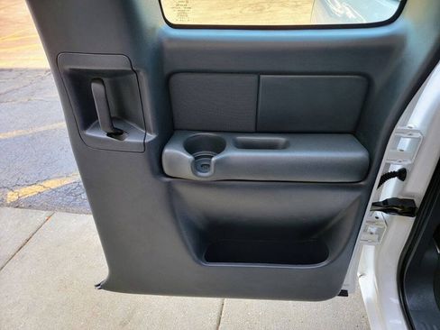 Used 2001 Chevrolet Silverado 1500 LS RWD image 25