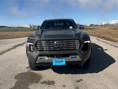 Used 2025 Toyota Tacoma Limited image 3