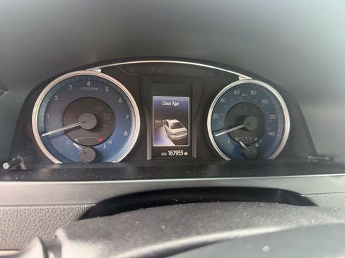 Used 2015 Toyota Camry XLE FWD image 13