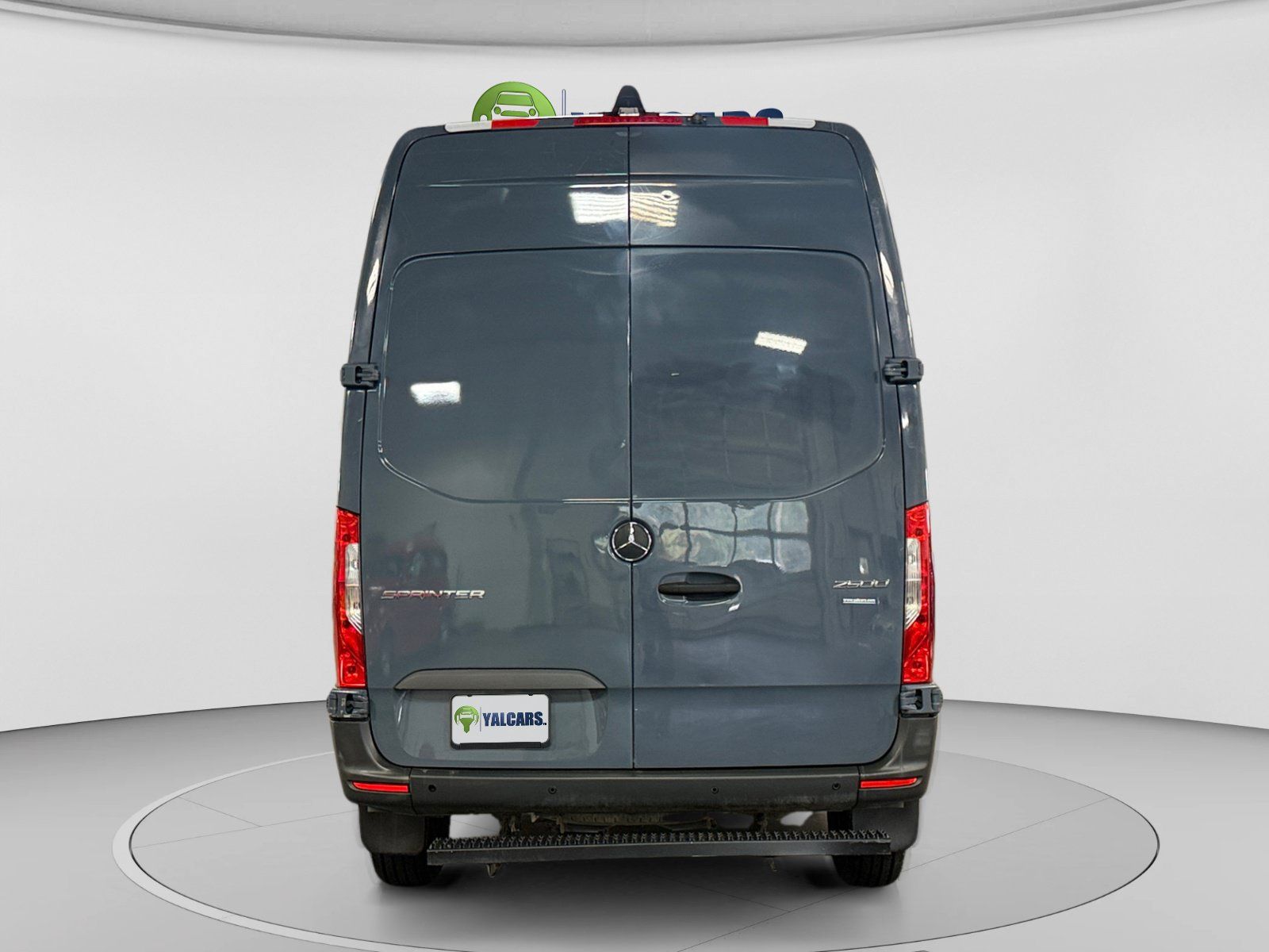 Used 2019 Mercedes-Benz Sprinter 144 image 4