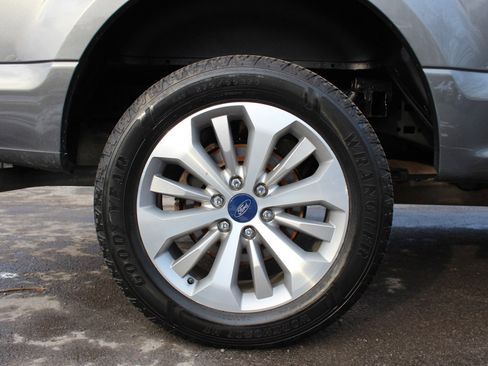 Used 2017 Ford F150 XL w/ Equipment Group 101A Mid image 43