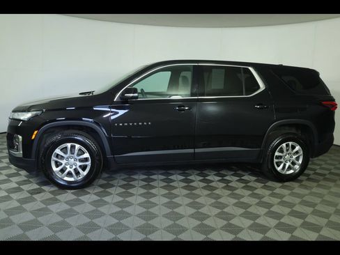 Used 2023 Chevrolet Traverse LS w/ Safety Package FWD image 18