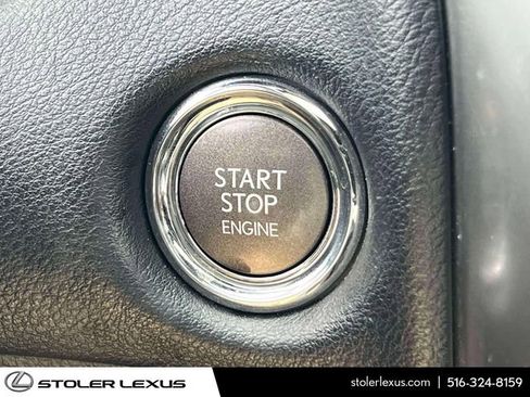 Used 2023 Lexus GX 460 Luxury w/ Sport Design Package AWD/4WD image 31