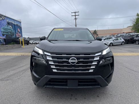 Used 2024 Nissan Rogue S FWD image 5