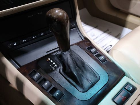 Used 2006 BMW 325Ci 325Ci image 7