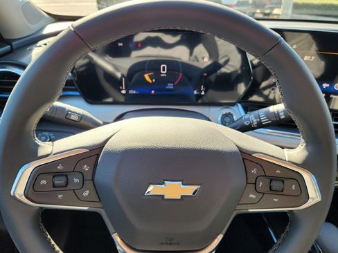 New 2026 Chevrolet Trax LT w/ Driver Confidence Package image 14