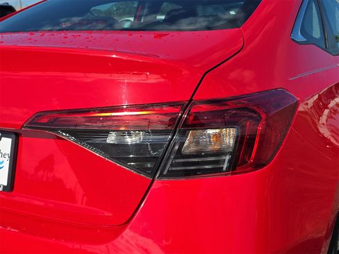 Used 2023 Honda Civic EX image 8