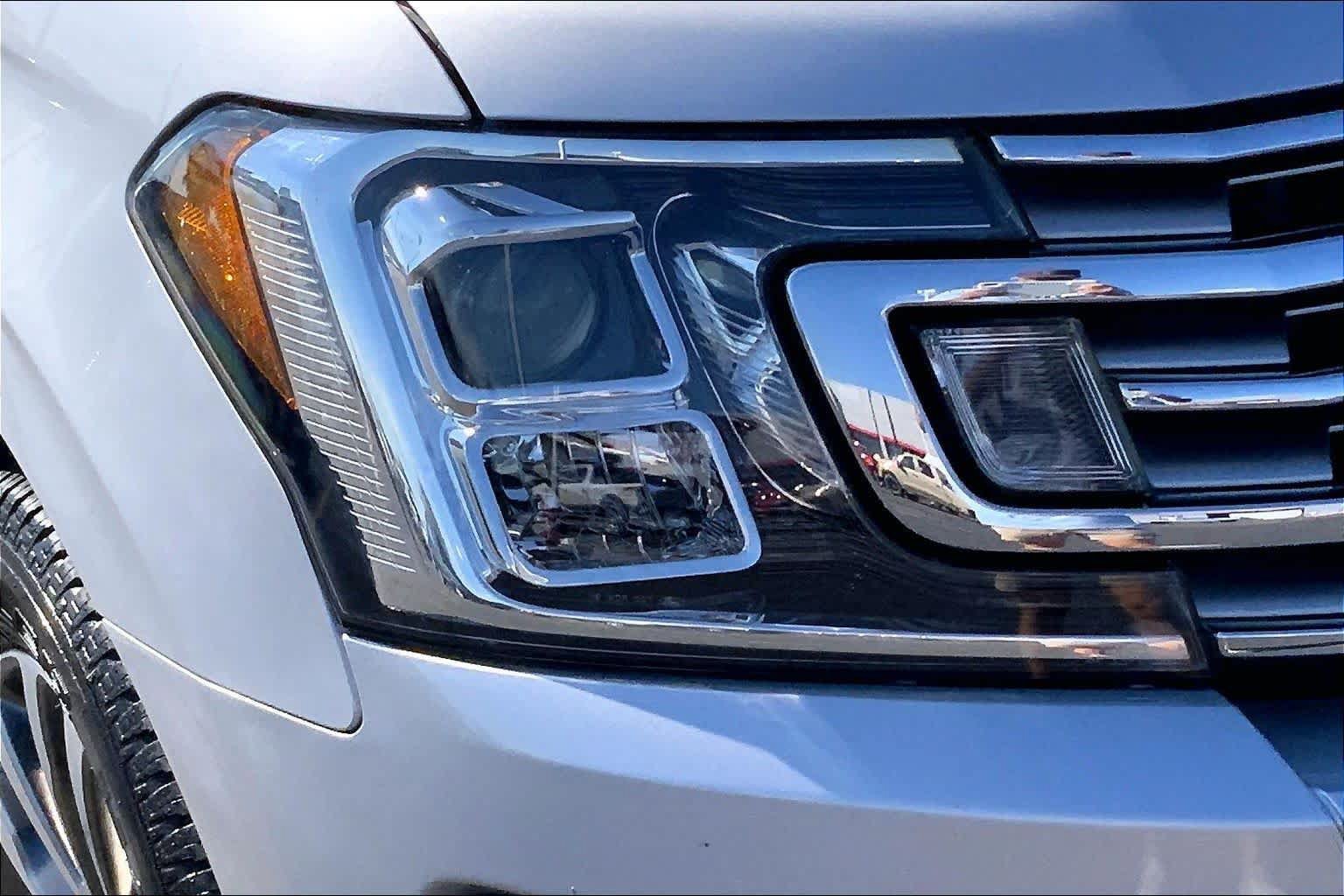 Used 2018 Ford Expedition Max Limited RWD image 28
