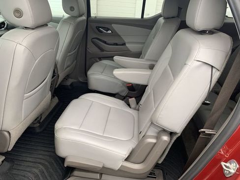 Certified 2021 Chevrolet Traverse LT image 23