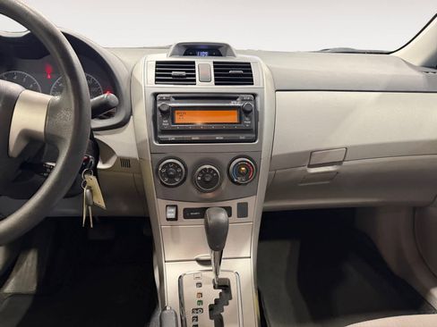 Used 2012 Toyota Corolla LE image 12