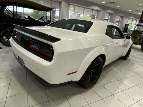 Used 2022 Dodge Challenger SRT Hellcat Redeye RWD image 7