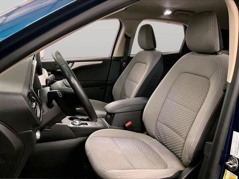 Used 2020 Ford Escape SE Sport FWD image 24