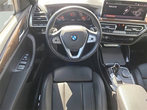 Used 2023 BMW X4 xDrive30i image 18