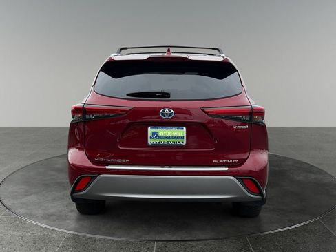 Used 2022 Toyota Highlander Platinum AWD/4WD image 8
