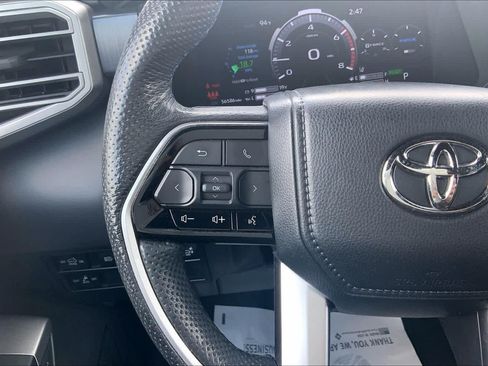 Used 2024 Toyota Tundra Platinum AWD/4WD image 24