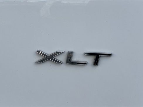 Used 2023 Ford Transit 350 XLT image 46