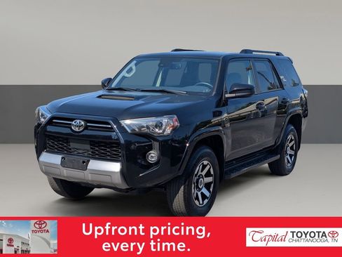 Used 2024 Toyota 4Runner TRD Off-Road image 4
