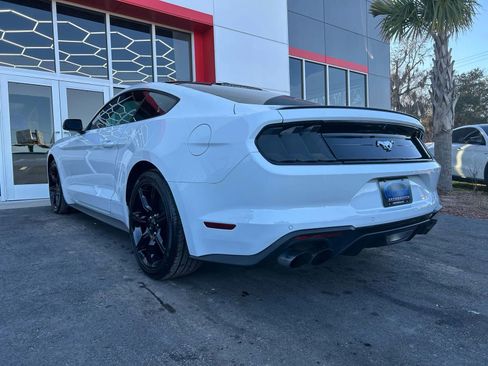 Used 2019 Ford Mustang Premium w/ Equipment Group 201A image 6
