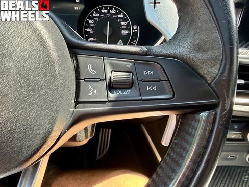 Used 2018 Alfa Romeo Stelvio Quadrifoglio w/ Driver Assist Dynamic Package AWD/4WD image 25