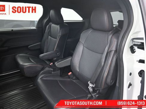 Used 2023 Toyota Sienna XSE w/ XSE Plus Package AWD/4WD image 25